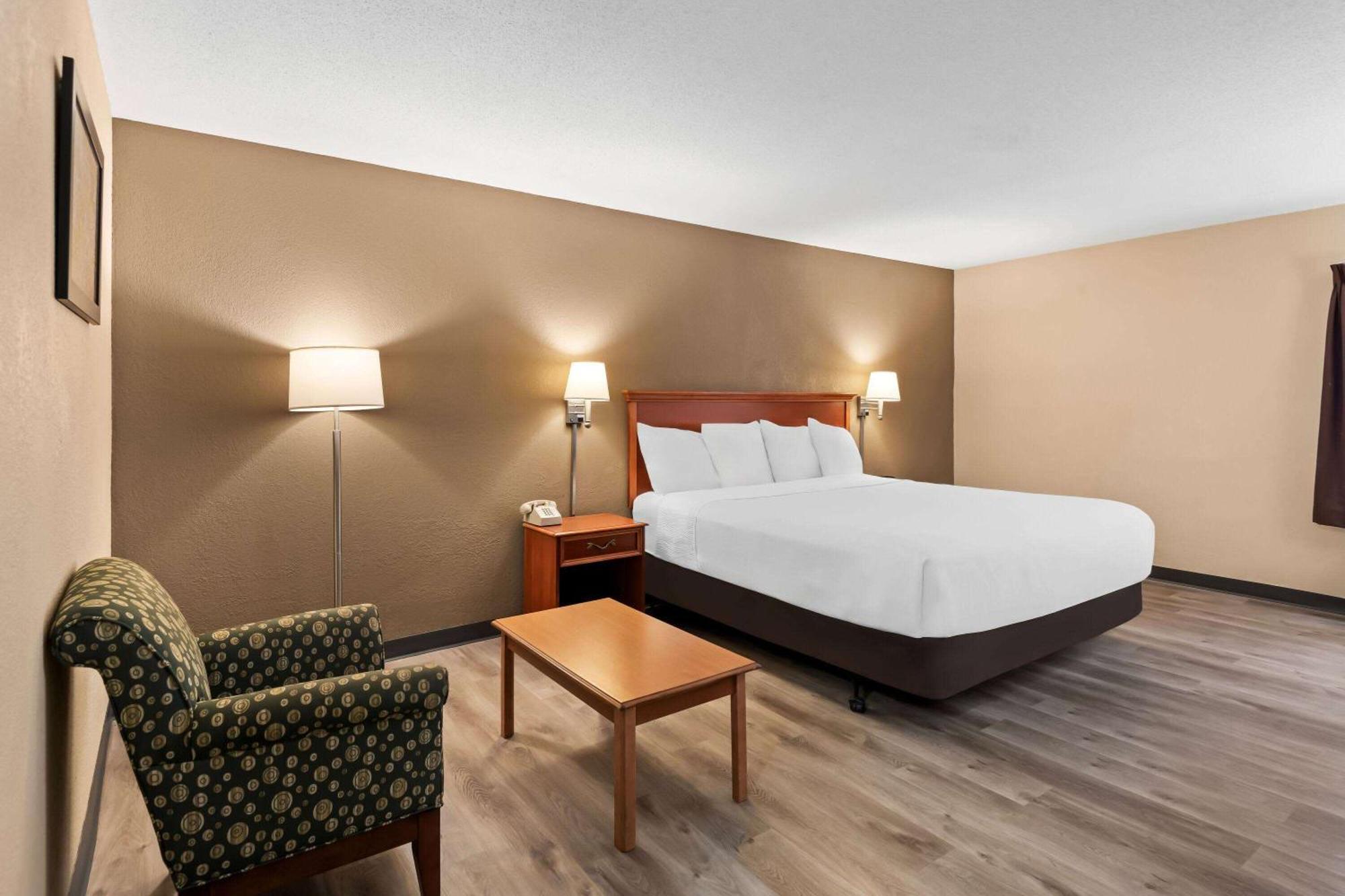 Lodge Baymont By Wyndham In
