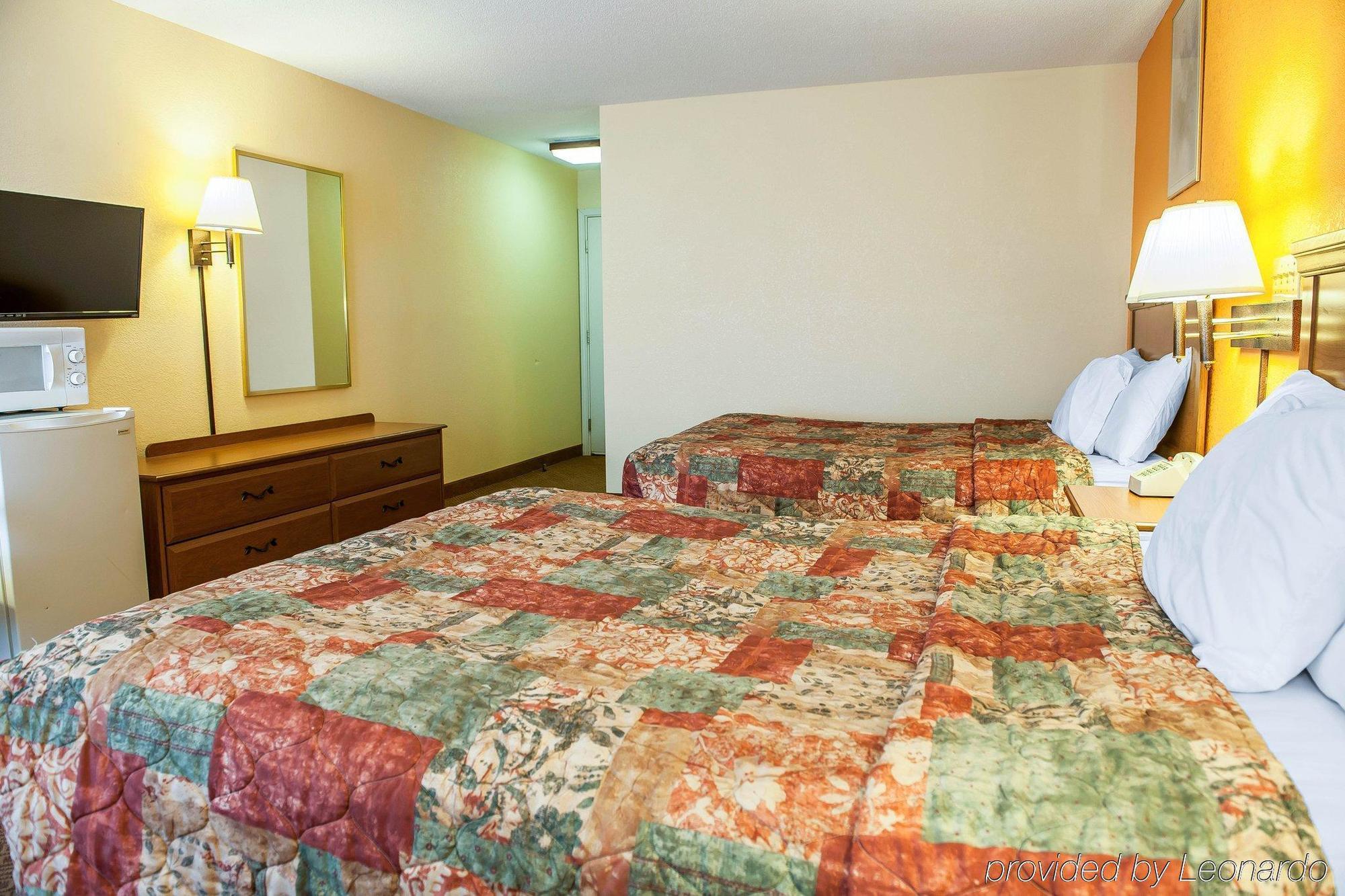 Lodge Baymont By Wyndham In