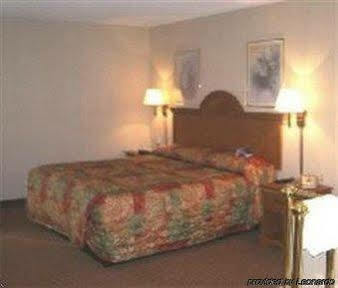 Lodge Baymont By Wyndham In